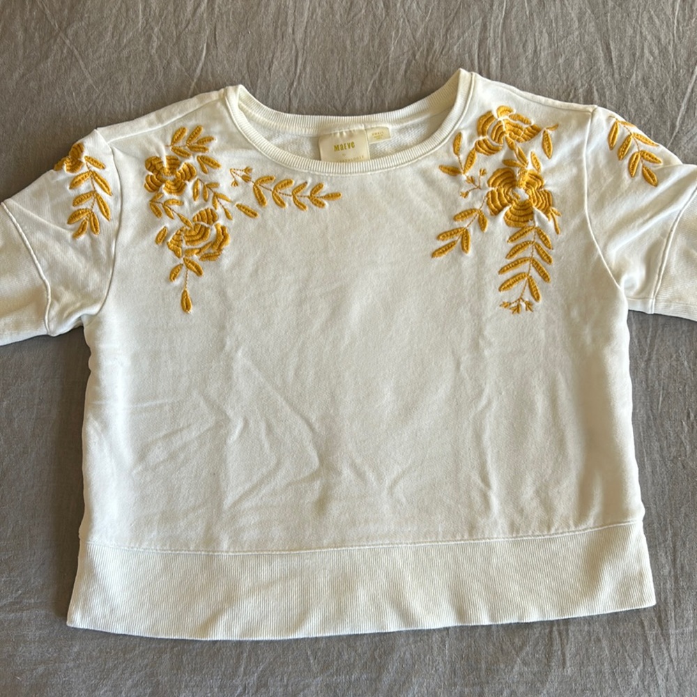 Maeve embroidered short sleeved sweatshirt